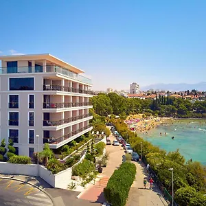 Harmony 4*, Split Croatie