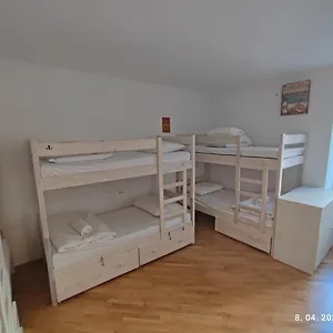 Impact House , Split Kroatië