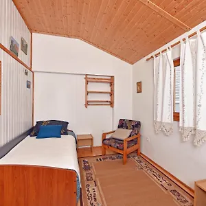  Apartment Tome Diklo Croatia